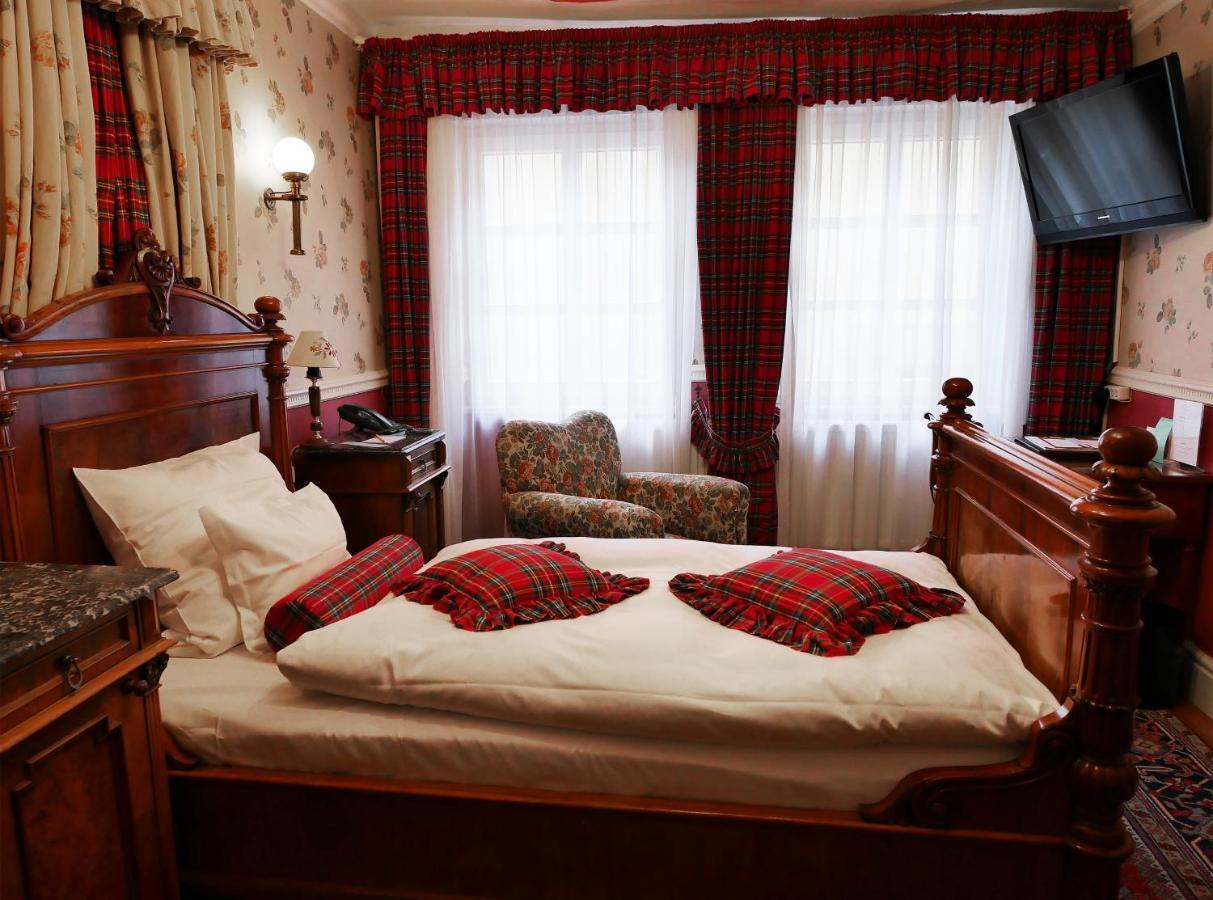 Hotel Goldener Anker Байройт Экстерьер фото